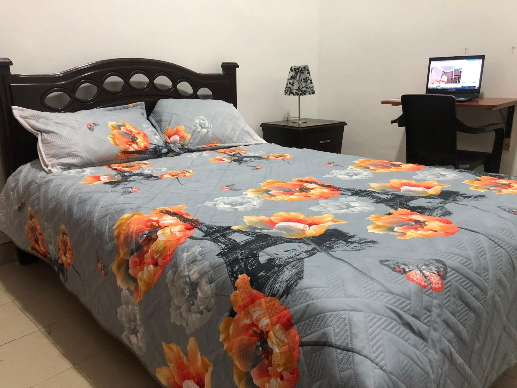 Colonial Homestay *