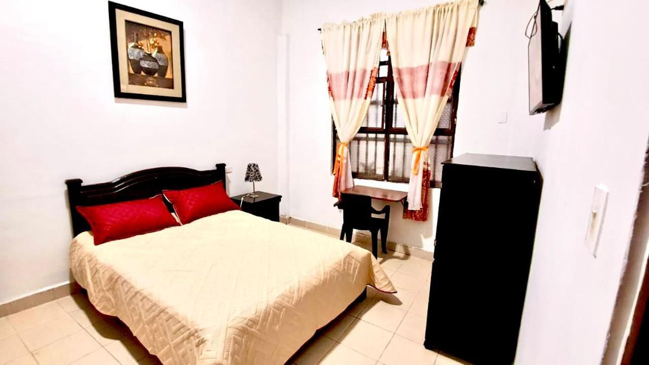 Colonial Homestay *